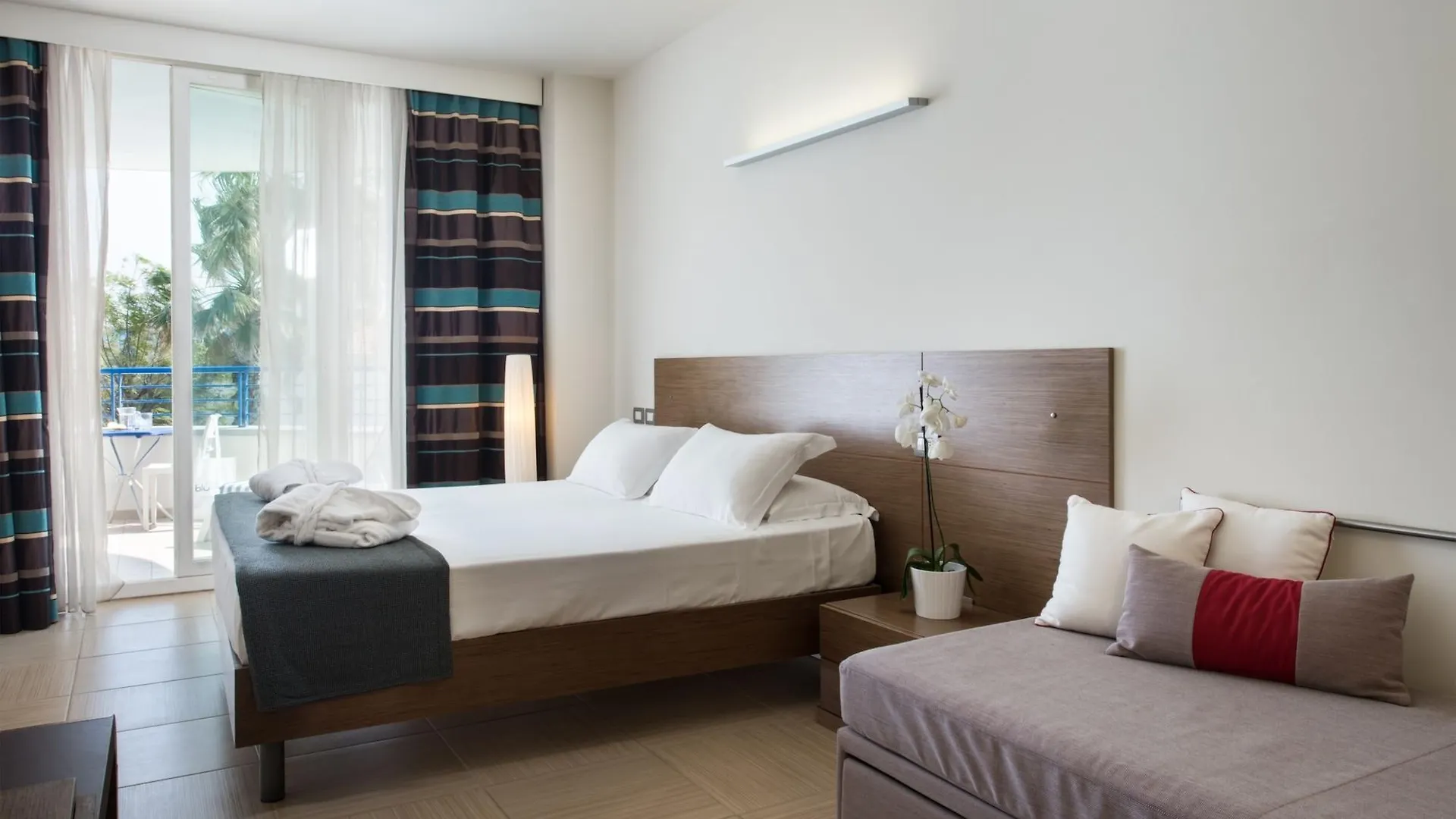 Blu Suite Resort Bellaria-Igea Marina 4*,