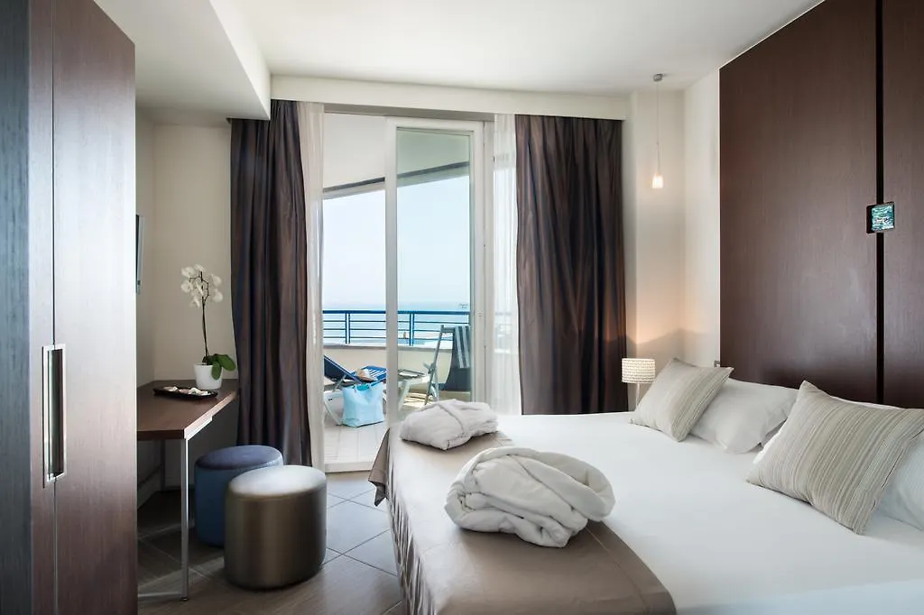 Szálloda Blu Suite Resort Bellaria – Igea Marina